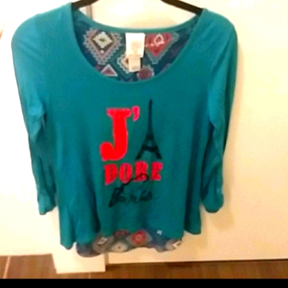 Long sleeved top with french design